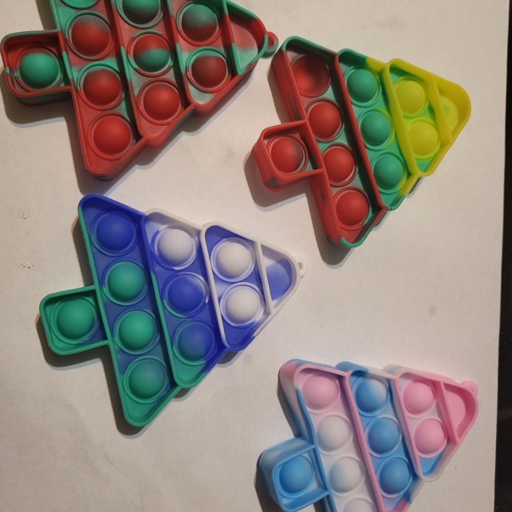 4 pack Christmas tree fidget poppers